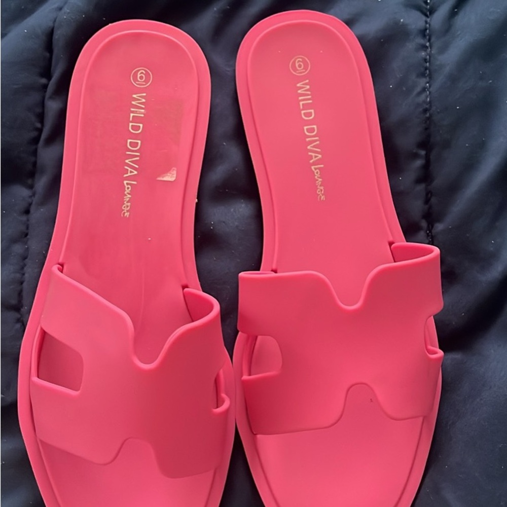 DIVA Lounge Women's Pink Slide Sandals